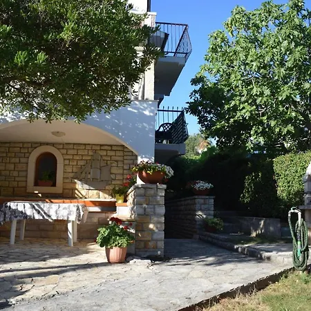 With Wifi Sveti Filip I Jakov, Biograd - 4299 Apartment Sveti Filip i Jakov