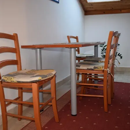 Lägenhet With Wifi Sveti Filip I Jakov, Biograd - 4299