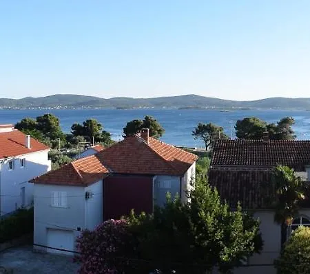 With Wifi Sveti Filip I Jakov, Biograd - 4299 *